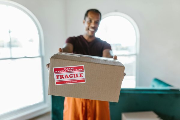 Rafraîchir ses Toilettes : Couleurs Tendance et Conseils Pratiques Pour un Relooking Optimal